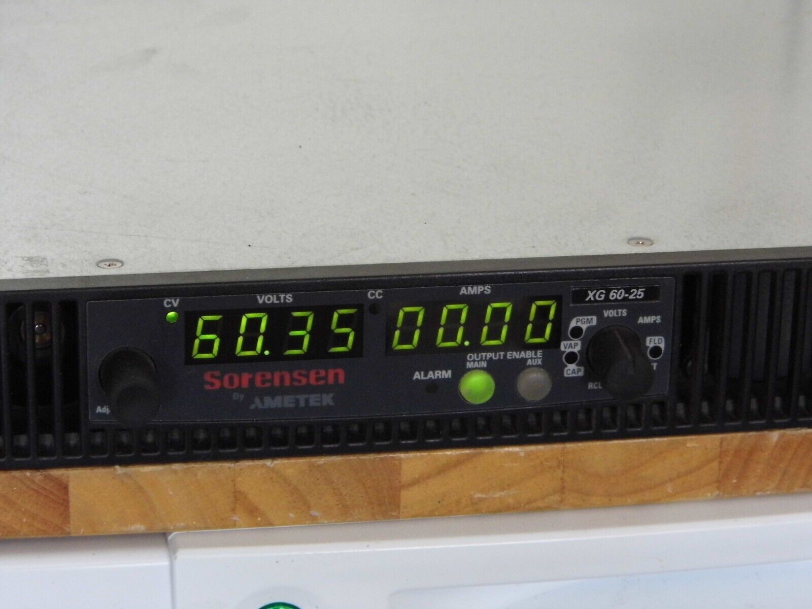 AMETEK SORENSEN XG60-25 1500W Programmable Power Supply 0-60V 0-25A AMETEK SORENSEN XG60-25 1500W Programmable Power Supply 0-60V 0-25A